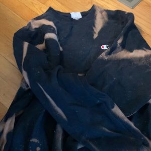 Black and brown pull over